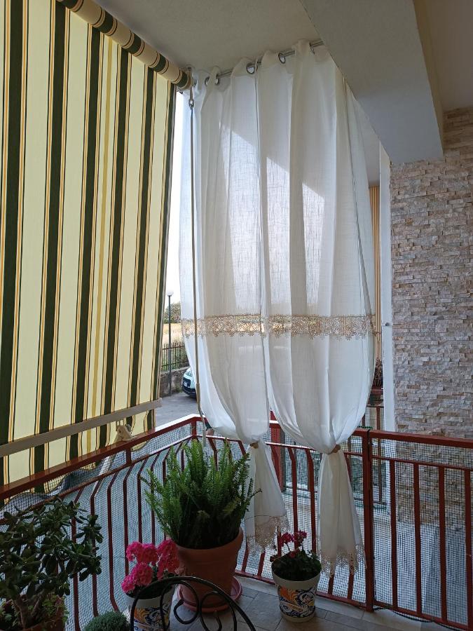 Casa Azzurra Lägenhet Giardini Naxos Exteriör bild